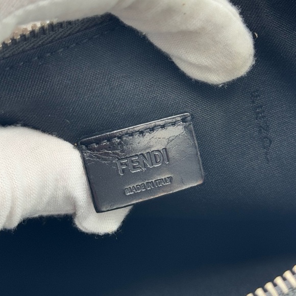 Fendi Embossed Zucca Pouch Grey - Picture 7 of 13